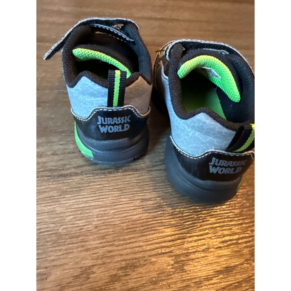 Jurassic World Sneakers Kids Size 10 T-Rex Light Up Hook & Loop Black Green - Picture 3 of 6